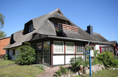 Ostseebad Wustrow House | Haus 1795 Storchennest