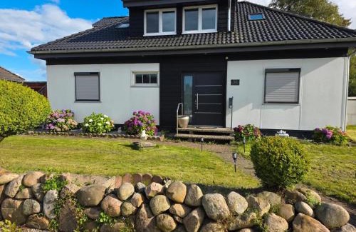 Leck House | Haus Alame