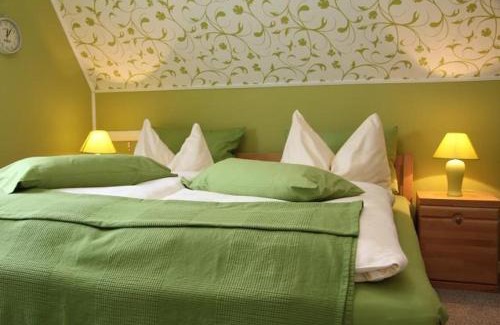 Dornumersiel Apartment | Haus am See