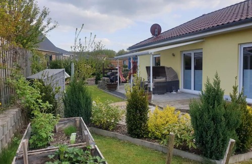 Selent House | Haus am See "Marlou"