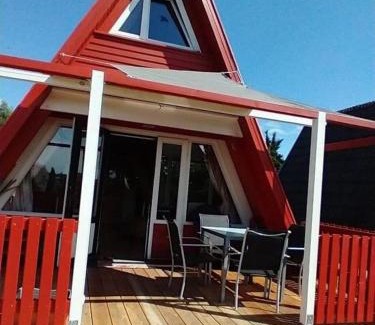 Waldkirchen House | Haus am See mit Fasssauna, Liegewiese und Grill