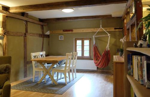 Monschau Apartment | Haus An der Rur - 5 Apartments mitten in Monschau