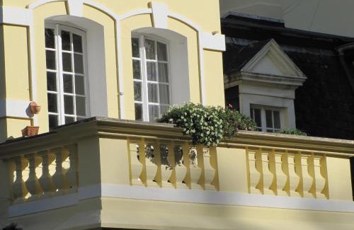 Friesdorf Hotel | Haus Annaberg