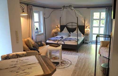 Altenkirchen Apartment | Haus Bela