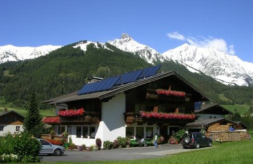 Glor House | Haus Bergheimat