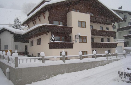 Pettneu am Arlberg House | Haus Birgit