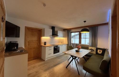 Pettneu am Arlberg Apartment | Haus Carinthia