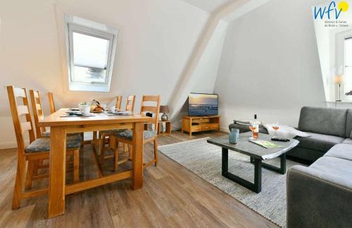 Wangerooge Apartment | Haus Dünenrose Ferienwohnung Strandläufer