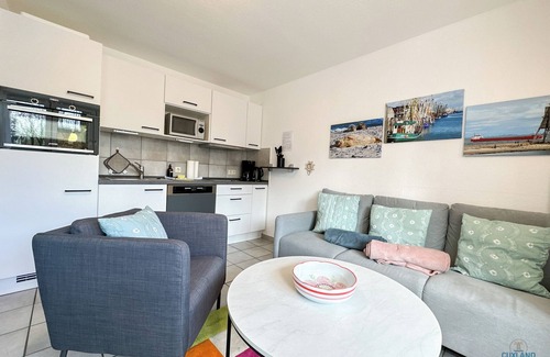 Doese Apartment | Haus Elbstrom apartment 11 - family-friendly apartment opposite the spa gardens