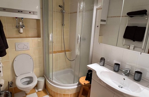 Treffen Apartment | Haus Enzian Über den Wolken - Appartement/fewo