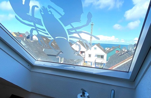 Helgoland Apartment | Haus Germania - apartment facing the island