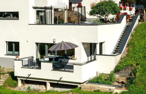Ladis Apartment | Haus Helvetia