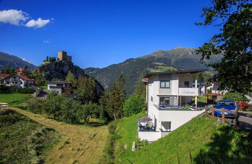 Ladis Apartment | Haus Helvetia