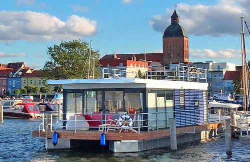 Ribnitz-Damgarten Boat Rental | Haus in Ribnitz Damgarten for 3 Personen