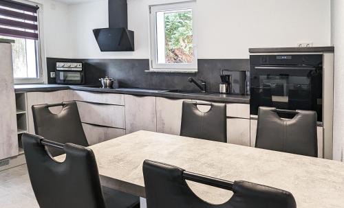 Elsterheide Apartment | Haus Kleiner Findling im Lausitzer Seenland