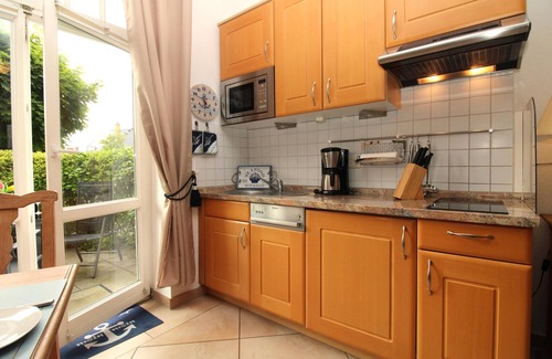 Ostseebad Kuhlungsborn Apartment | Haus Kühlung apartment 3: 2-room apartment close to the beach with sheltered terrace