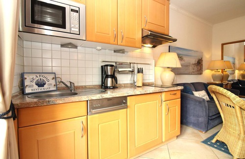 Ostseebad Kuhlungsborn Apartment | Haus Kühlung apartment 3: 2-room apartment close to the beach with sheltered terrace