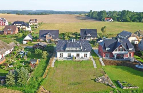 Middelhagen Apartment | Haus Mönchgut - Haushälfte 1 "Feuerstein"