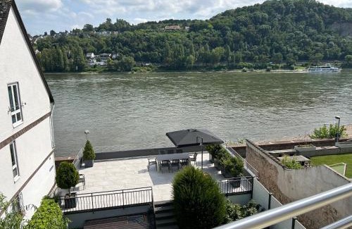 Neuendorf House | Haus Rheinterrasse