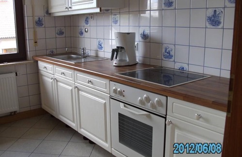 Nohn House | Haus Rollmann - 6-Bett-Ferienhaus, Dusche u. Bath/WC, 3 bedrooms