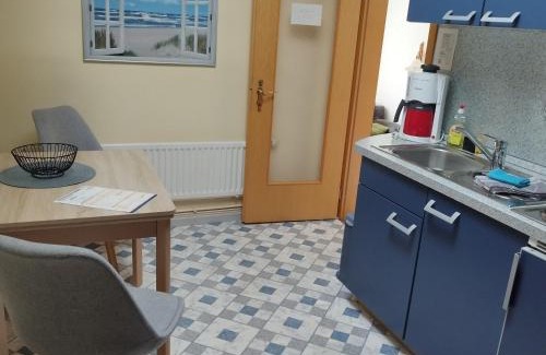 Dahme Apartment | Haus Sandra Fewo 4, 2 Einzelbetten u Schlafcouch
