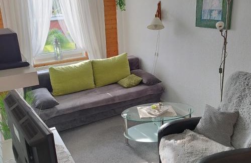 Dahme Apartment | Haus Sandra Fewo 4, 2 Einzelbetten u Schlafcouch