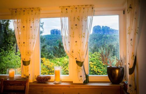 Bad Schandau House | Haus Schrammsteinblick