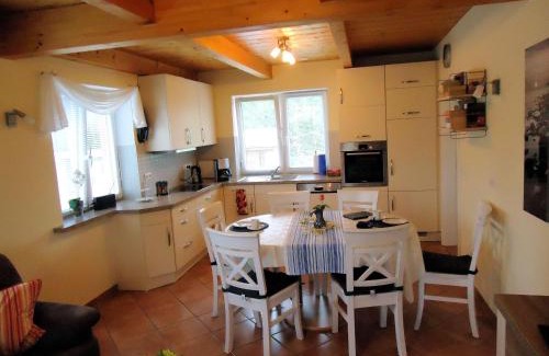 Niebuell House | Haus Siegfried