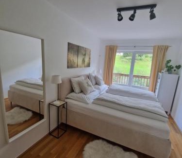 Oberhausen House | Haus Slechta