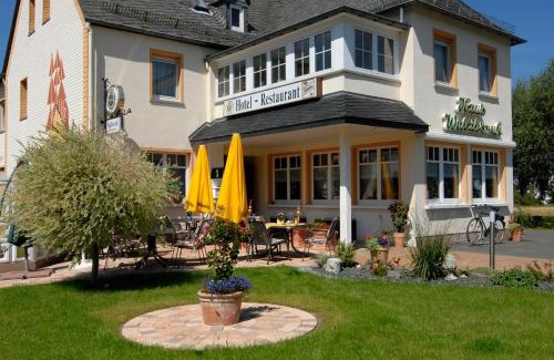 Hollnich House | Haus Waldesruh
