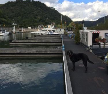 Sankt Goar Boat Rental | Hausboot Bounty