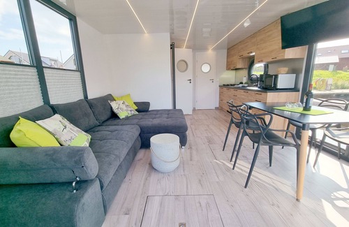 Steinbild House | Hausboot für 5 Gäste mit 50m² in Walchum