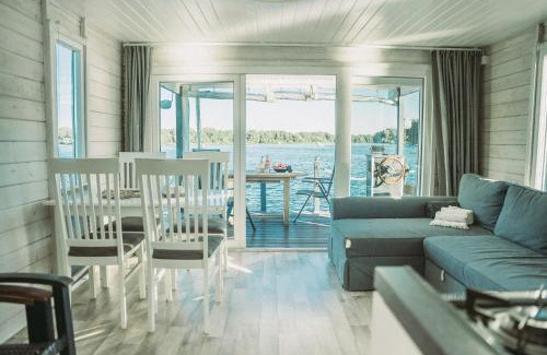 Toplitz Boat Rental | Hausboot Havelbiber