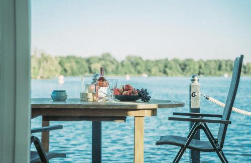Toplitz Boat Rental | Hausboot Havelbiber