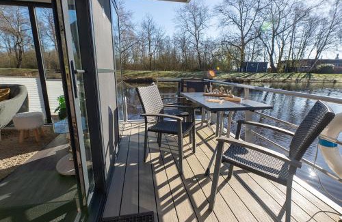 Bad Bederkesa House | Hausboot "Seekönig"