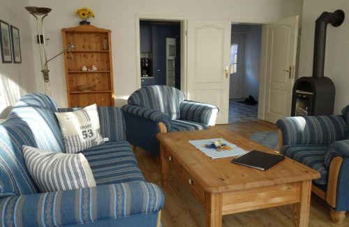 Tating House | Haushälfte Luv und Lee