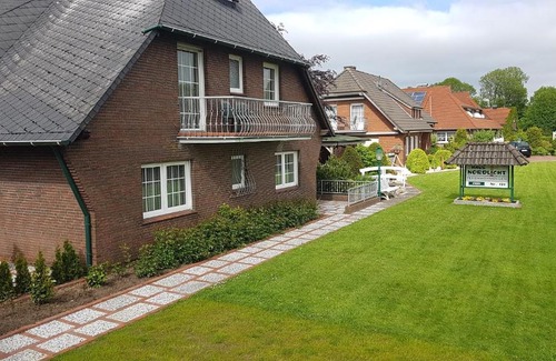 Dornumergrode Bed & Breakfast | Hausnordlicht Dachspitze 2
