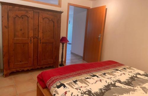 Saint-Pierre-de-Clages Apartment | Haut de Cry