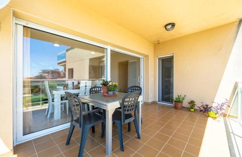 Costa Dorada Apartment | Hauzify I Apartament Cala Pepo 1