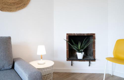 La Pineda Apartment | Hauzify I Apartament Solpins