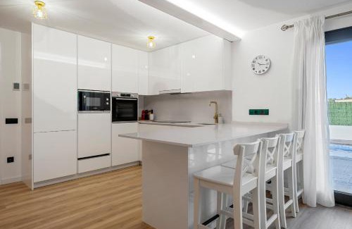 Vilanova I la Geltru House | Hauzify I Casa Somella