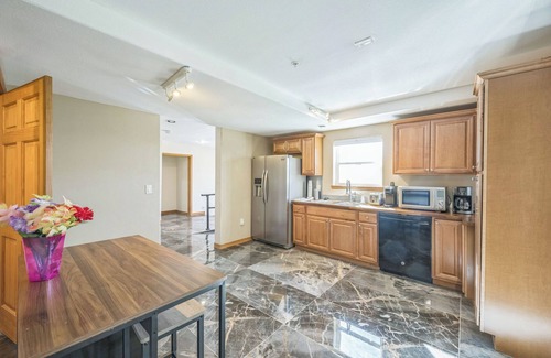 Castle Rock Condo | Haven 5BR 4BA Sleep10 Accessible Camper Parking Shop Golf