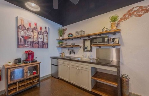 Demorest Apartment | Haven at Hazel ~ Downtown Studio, stylish and centrally located on the square.