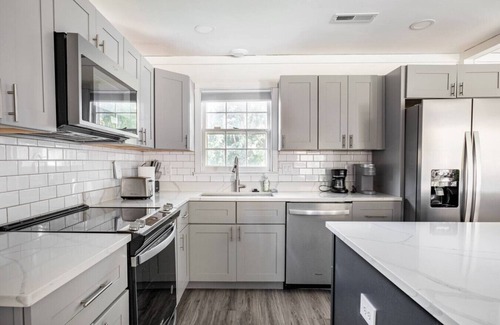 West Ashley House | Haven at the End