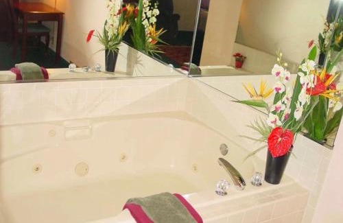 Monroe Hotel | Haven Inn & Suites