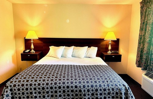 Monroe Hotel | Haven Inn & Suites