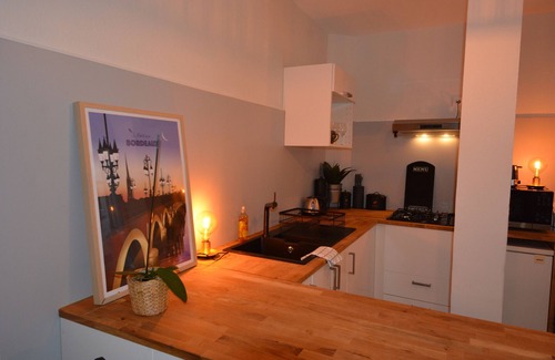 Bordeaux City Centre Apartment | haven of refinement in the Golden Triangle