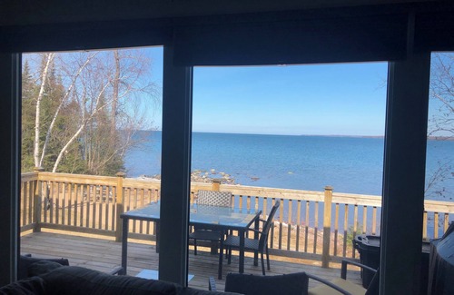 Algoma District Cottage | Havilland Bay Cottage on Beautiful Lake Superior