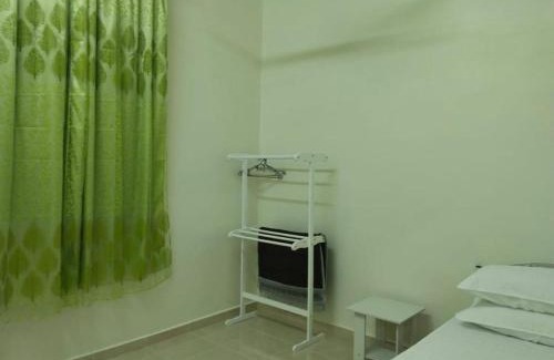 Kampung Pengkalan Pandan House | HawaHumaira Homestay