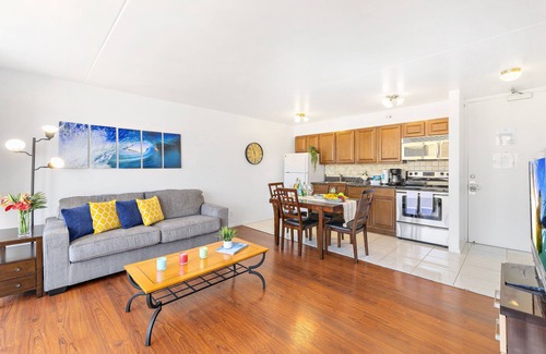 Diamond Head - Kapahulu - St. Louis Condo | Hawaii Dream Escape: Ocean Views & Free Parking